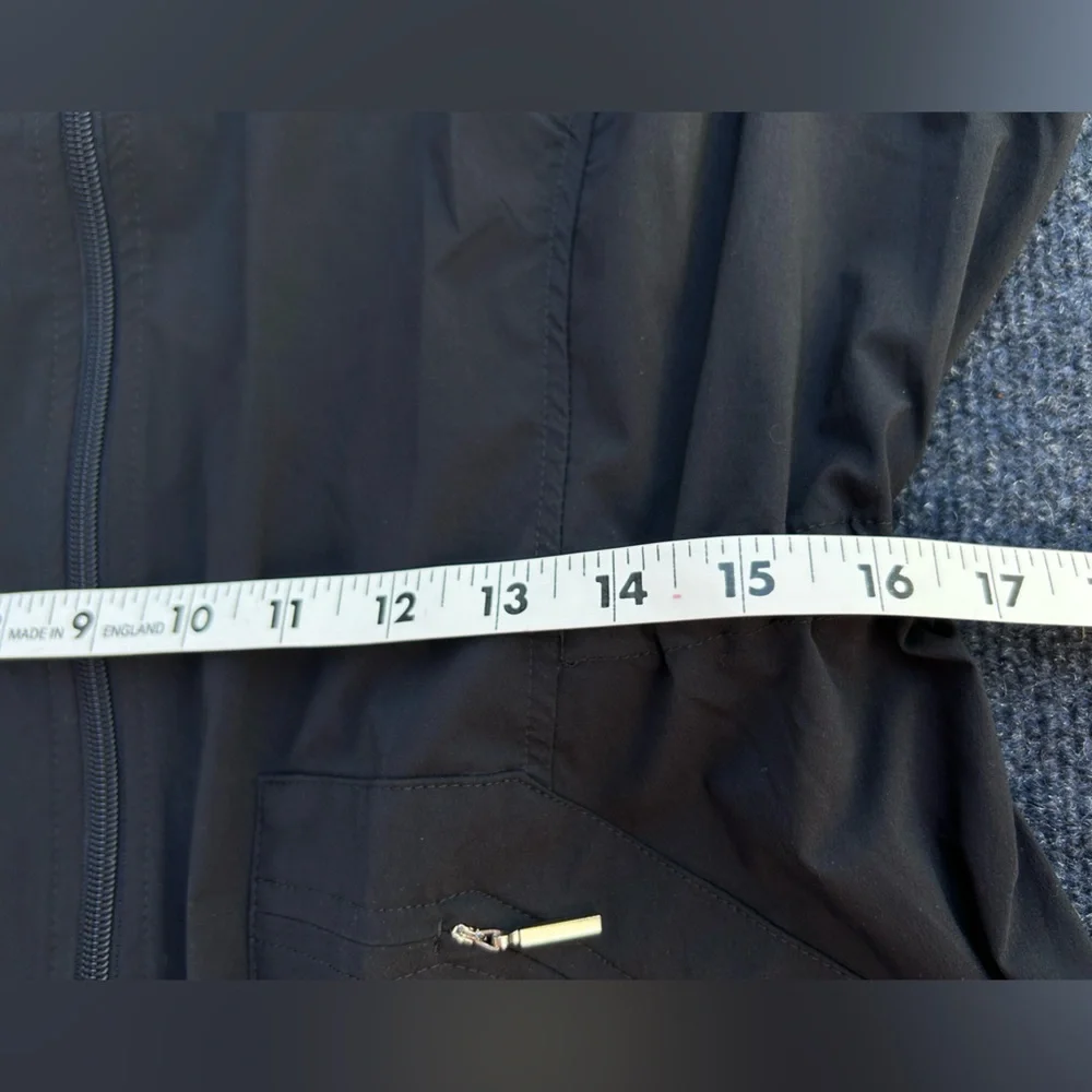 Anatomie Delaney Travel Vest in Black Size Large - Picture 13 of 16